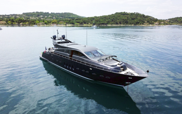 LEOPARD 31 - 31M - 12 Passagers