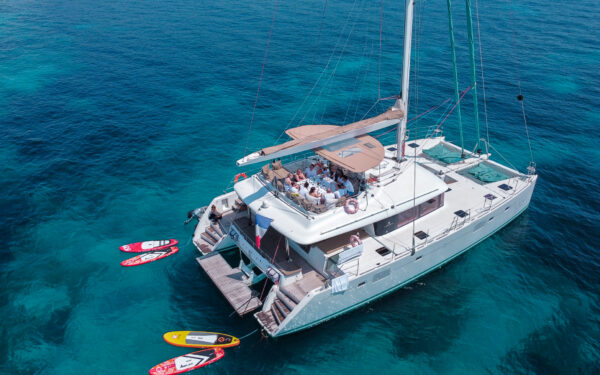LAGOON 560 - 17M - 27 Passagers*