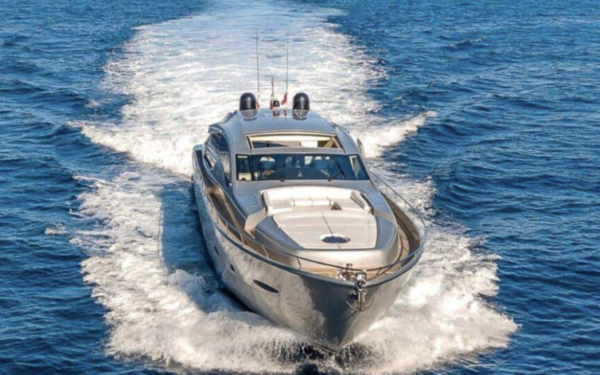 PERSHING 80 - 24M - 12 Passagers