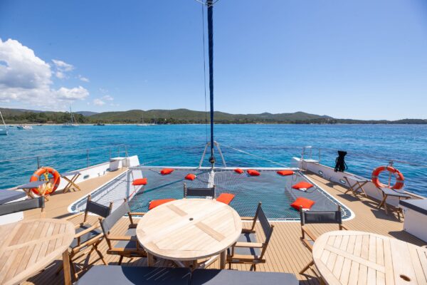 amc-cape-grace-iladora-maxi-catamaran (8)